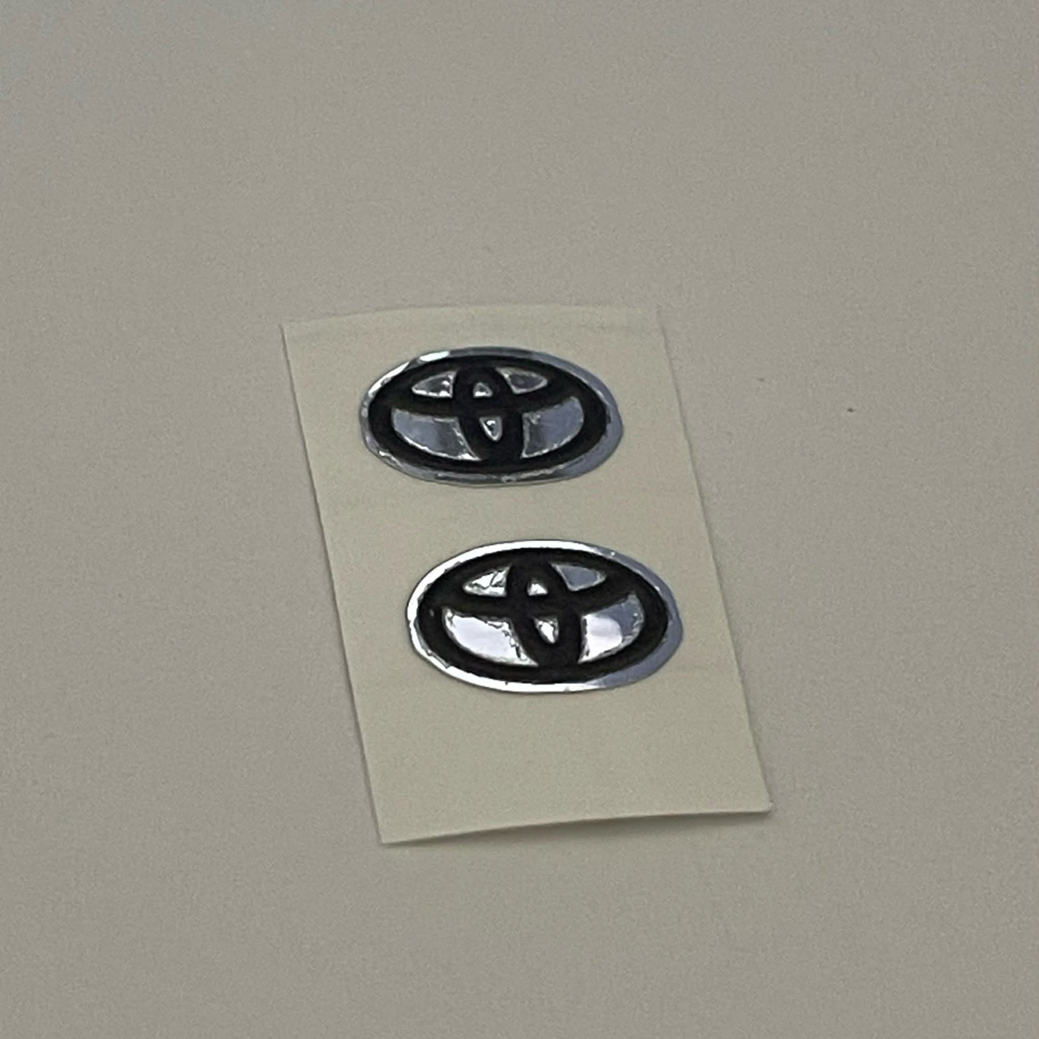 RC Scale Model Badges - 3D Decals with Chrome for 1:10 Toyota Logo 2 pcs